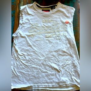 Superdry Muscle Tee, White, says Men’s but fits a Junior XXL